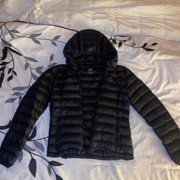 🖤 Aritzia TNA Mini Puffer Jacket - Picture 2 of 14